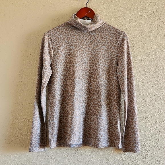 CHEETAH Print Blouse - Picture 1 of 7